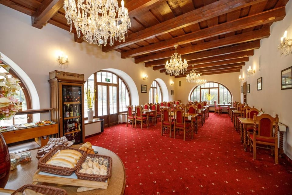 RoÅ¾mberskÃ½ dvÅ¯r Hotel in Cesky Krumlov
