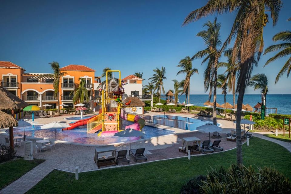 Ocean Coral & Turquesa Resort - All Inclusive Resort in Puerto Morelos