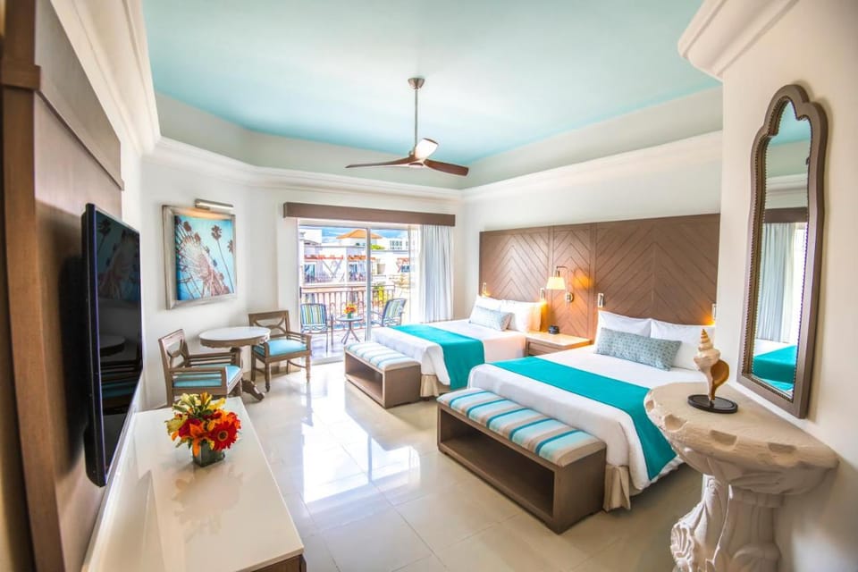 Wyndham Alltra Playa del Carmen Adults Only All Inclusive Resort in Playa del Carmen