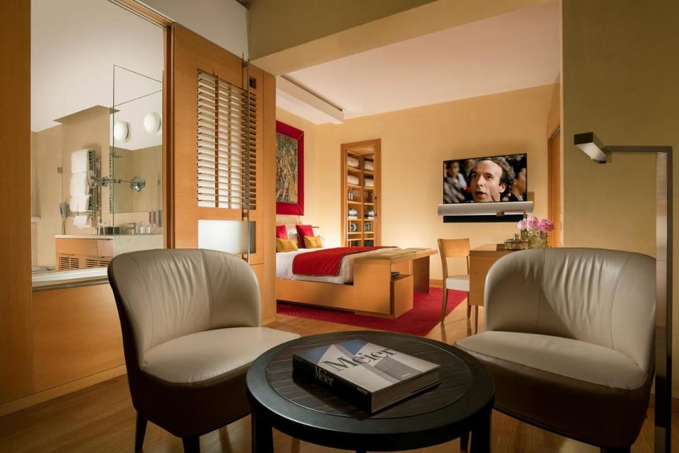 Bio Hotel Raphael - Relais & Châteaux Hotel in Rome
