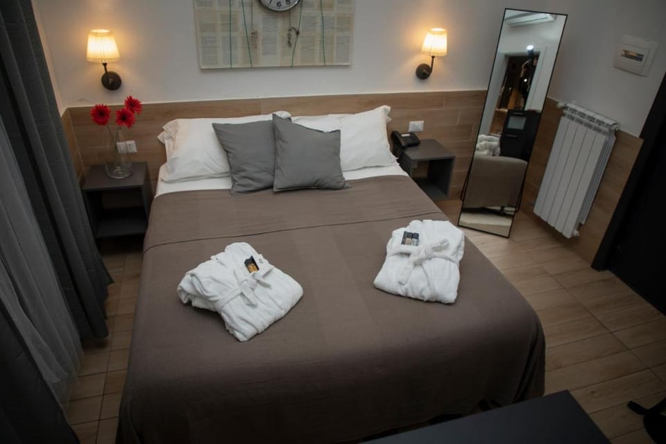 Hotel Ideal Hotel in Naples