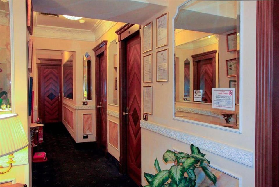 Les Chambres D'Or Hotel in Rome