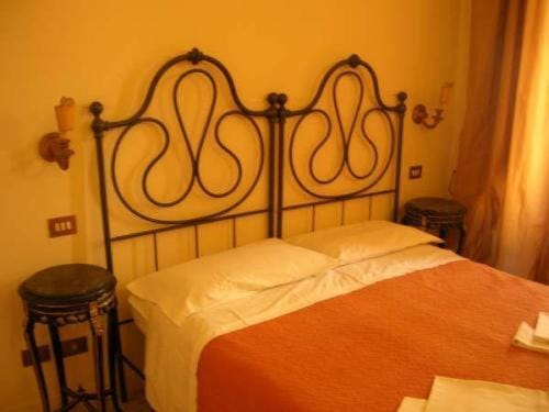 Marta Guest House Bed and Breakfast in Rome