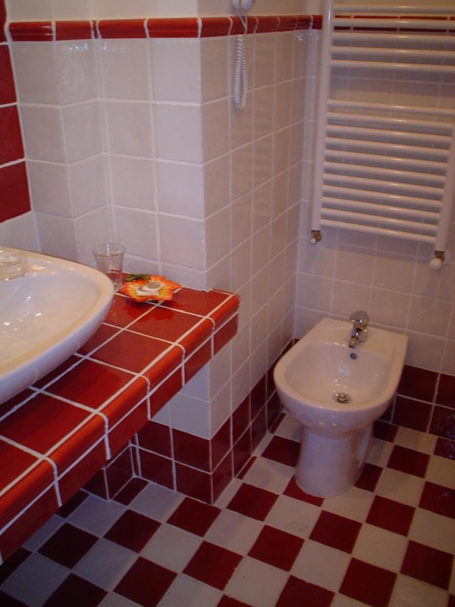 Petit Chateau Bed and Breakfast in Montecatini Terme