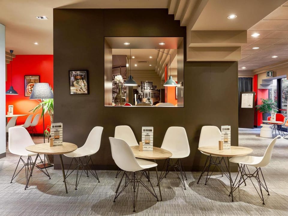 Ibis Milano Centro Hotel in Milan