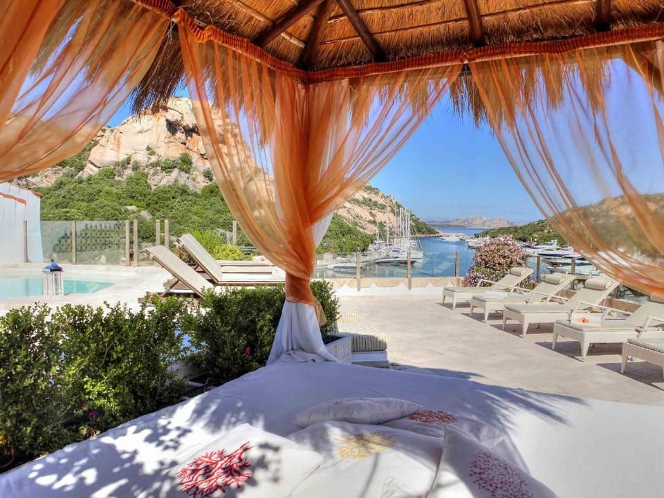 Grand Hotel Poltu Quatu Sardegna Hotel in Sardinia