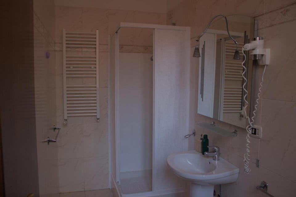 Soggiorno Madrid Bed and Breakfast in Florence