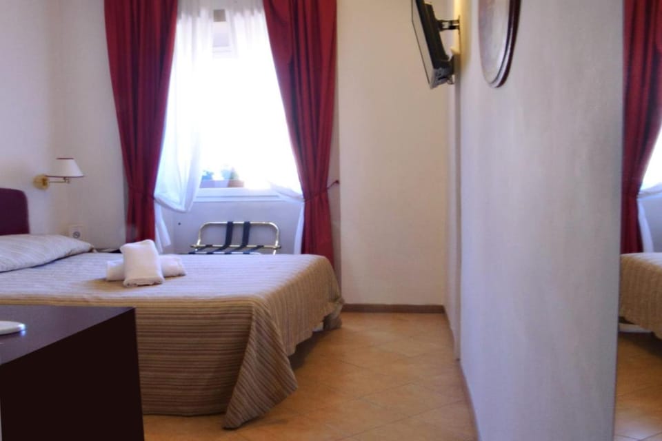 Hotel Cardinal of Florence - recommended for ages 25 to 55 Hotel in Florence