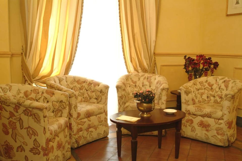 Hotel La Ville Hotel in Catania