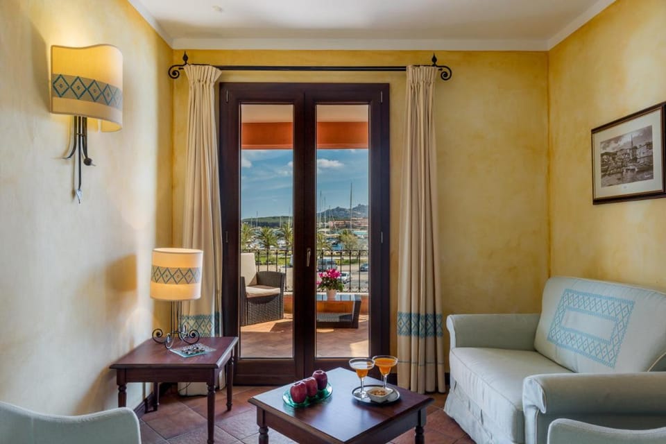 La Vecchia Fonte Hotel in Palau