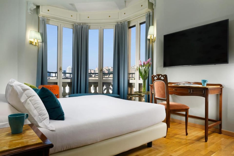 Hotel Continental Hotel Hotel in Genoa