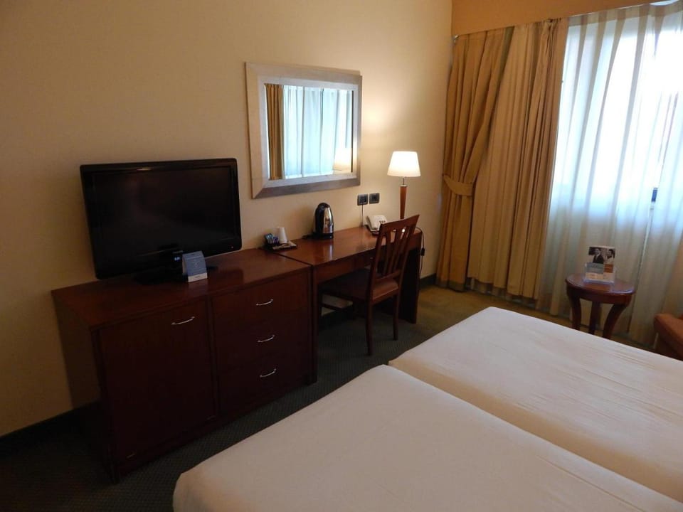 Mercure Leonardo da Vinci Airport Hotel in Fiumicino
