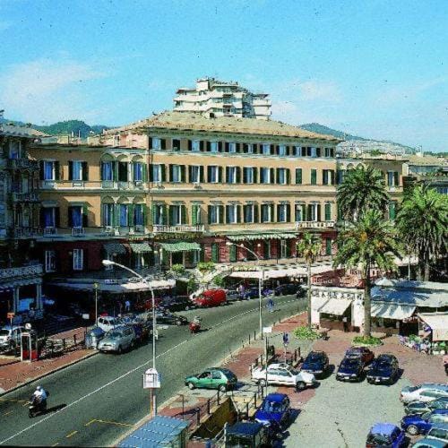 Hotel Mediterranee Hotel in Genoa