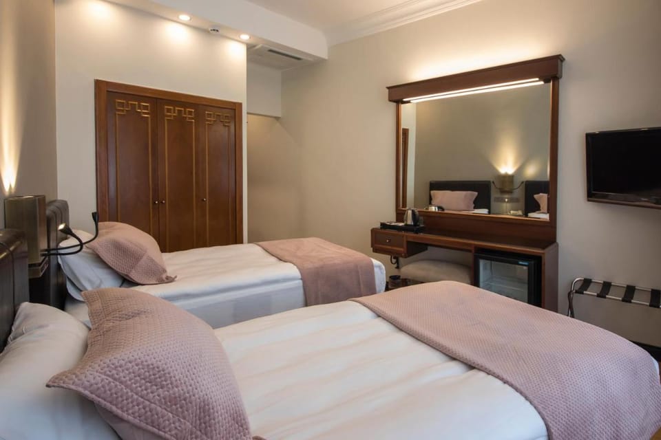 Vardar Palace Hotel - Special Category Hotel in Istanbul