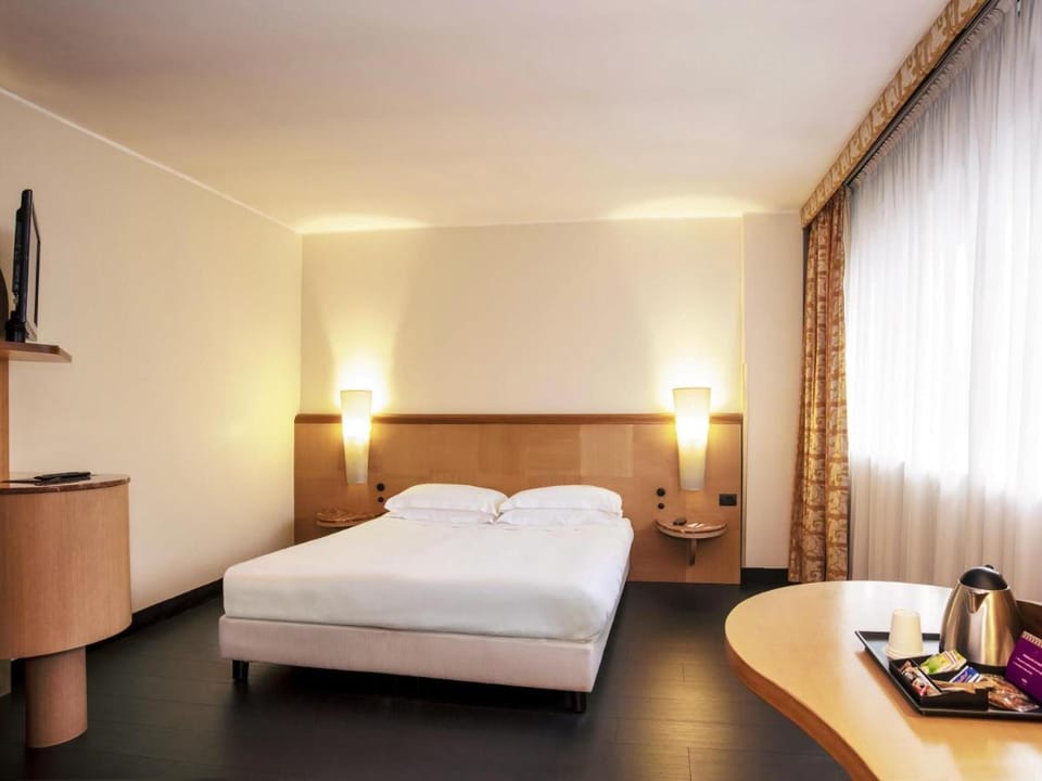Mercure Roma West Hotel in Rome