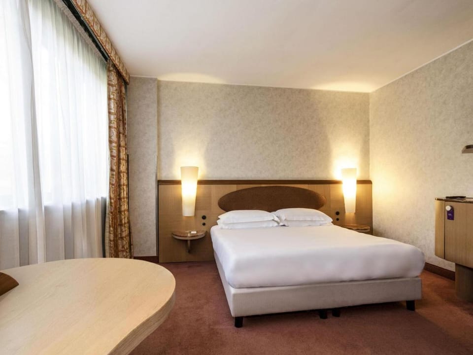 Mercure Roma West Hotel in Rome