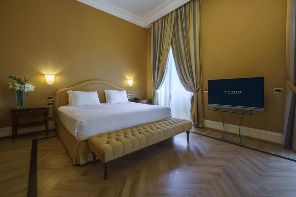 Eurostars Hotel Excelsior Hotel in Naples