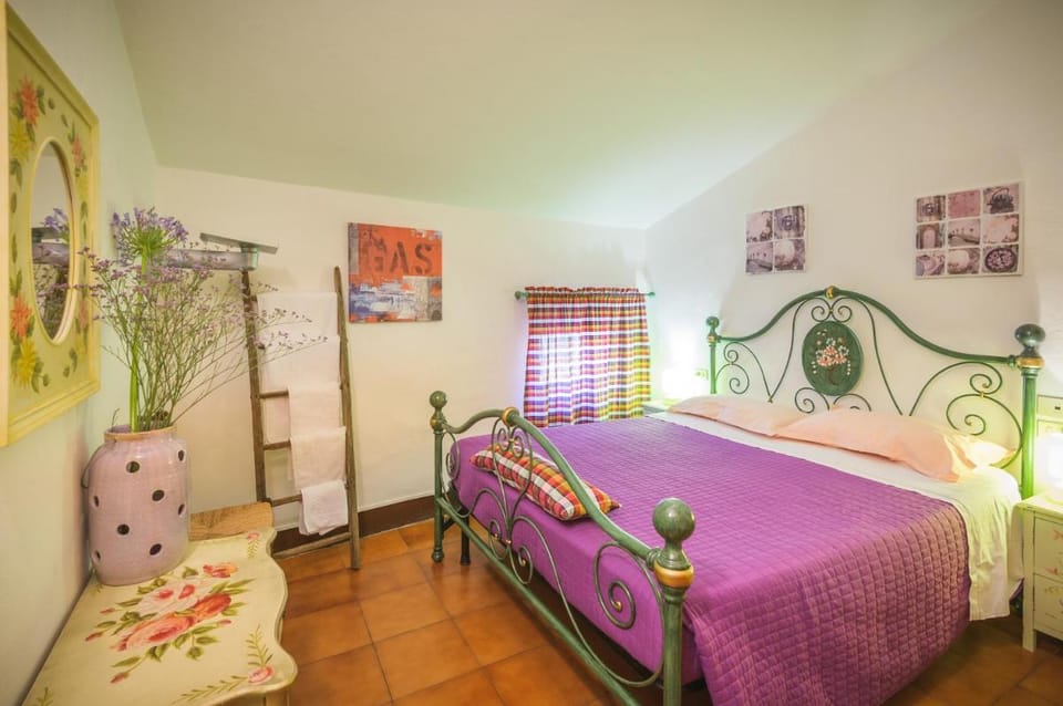 Locanda di CasalMustia Bed and Breakfast in Tuscany