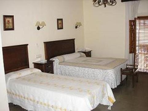 Hostal Colon Antequera Bed and Breakfast in Antequera