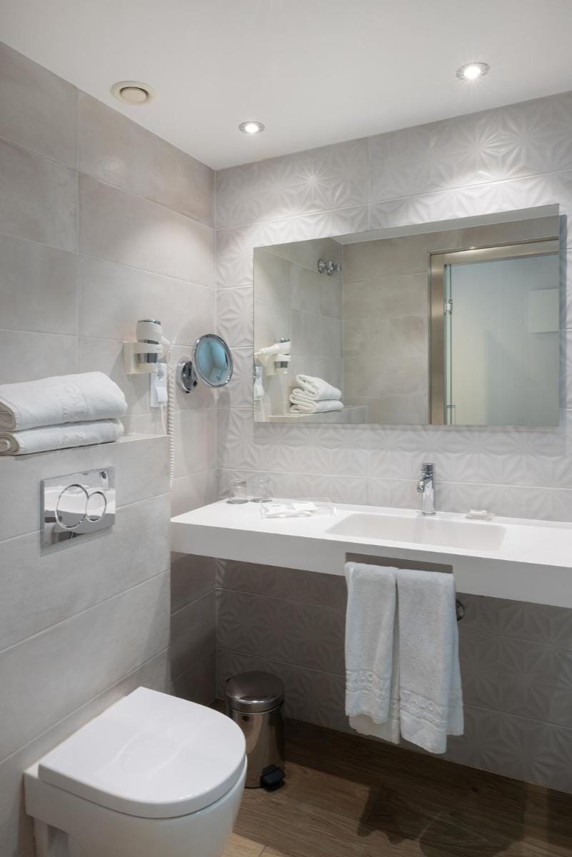 Catalonia Albeniz Hotel in Barcelona