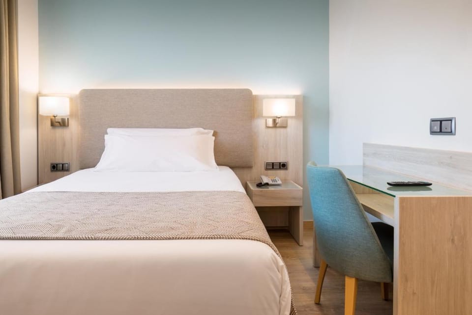 Occidental Sevilla Viapol Hotel in Seville