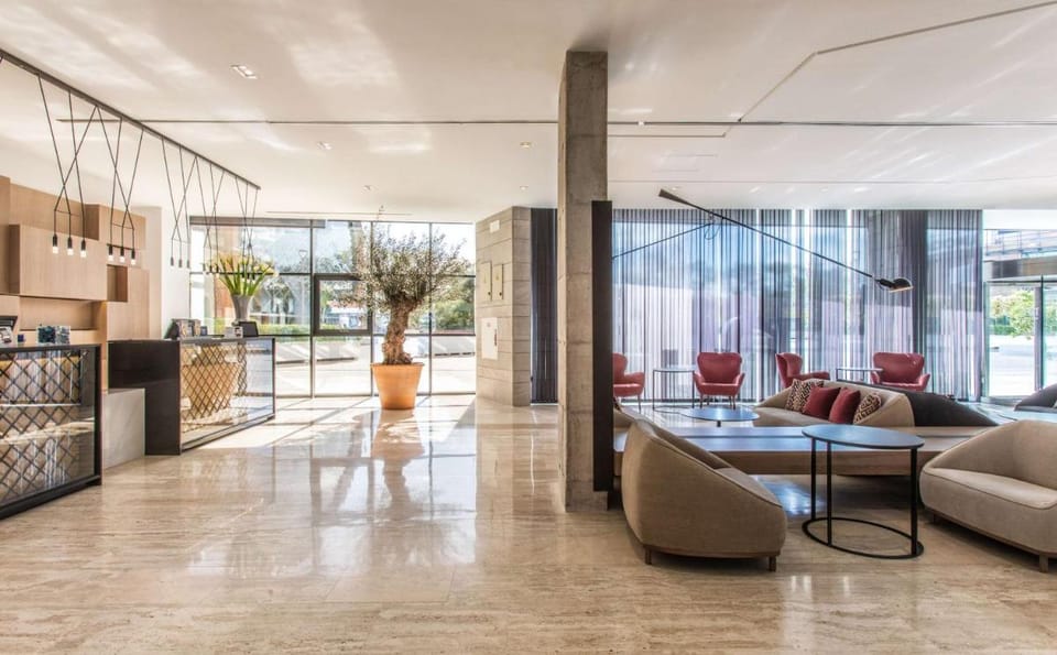 NH Plaza De Armas Hotel in Seville