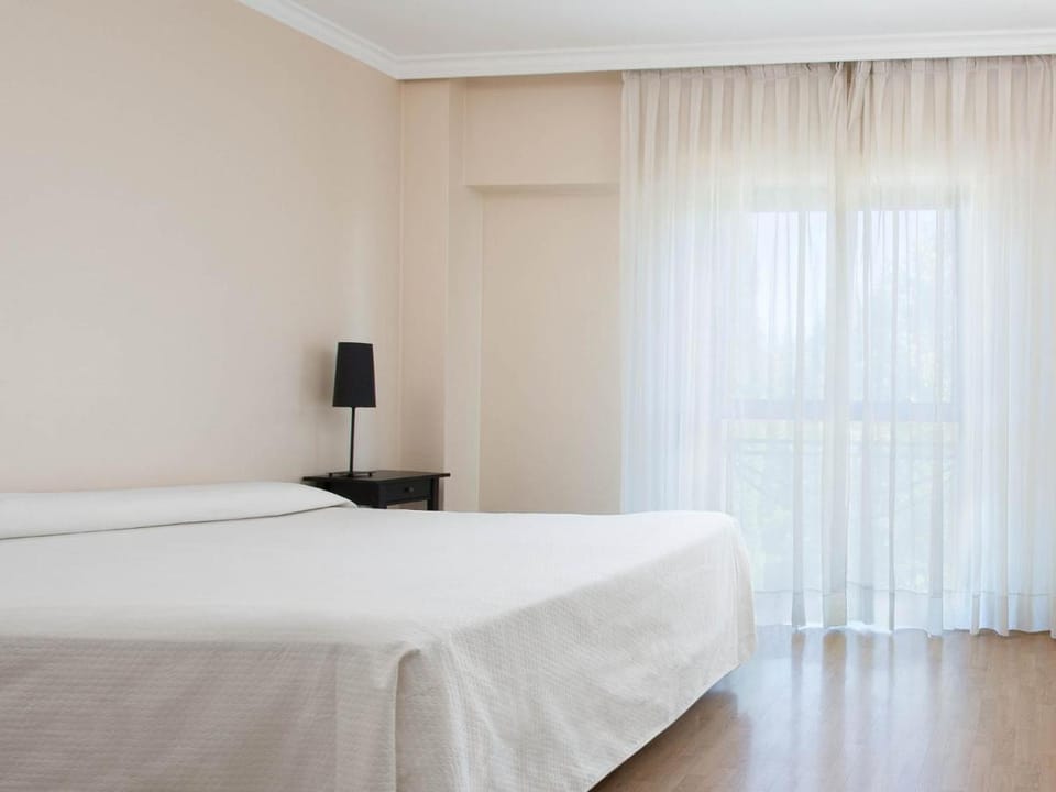 Apartamentos TH La Florida Apartment hotel in Madrid