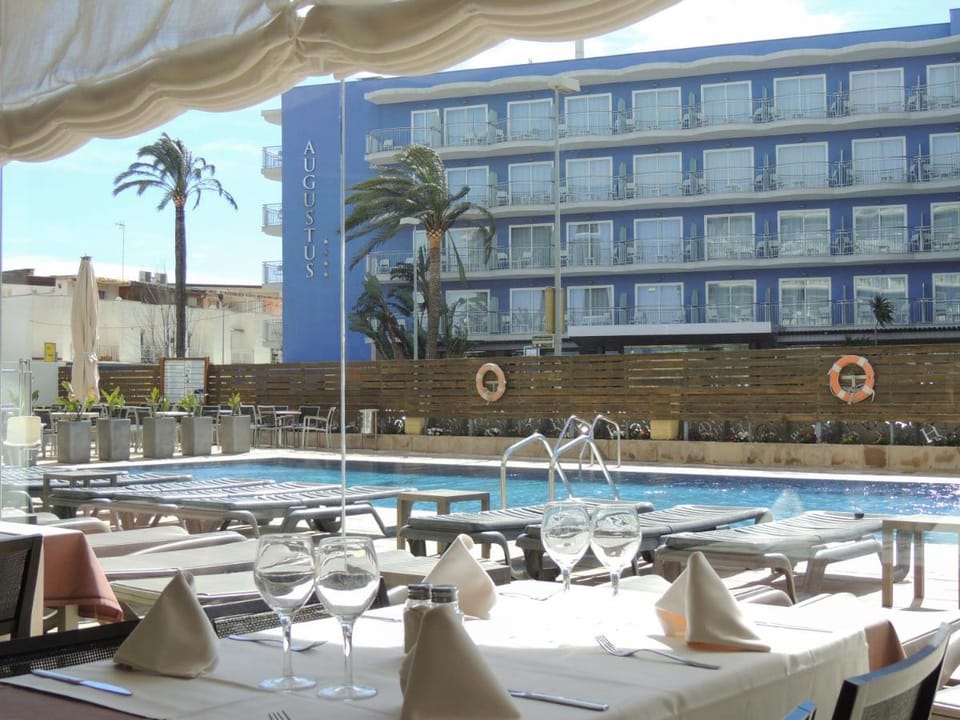 Cesar Augustus Hotel in Cambrils