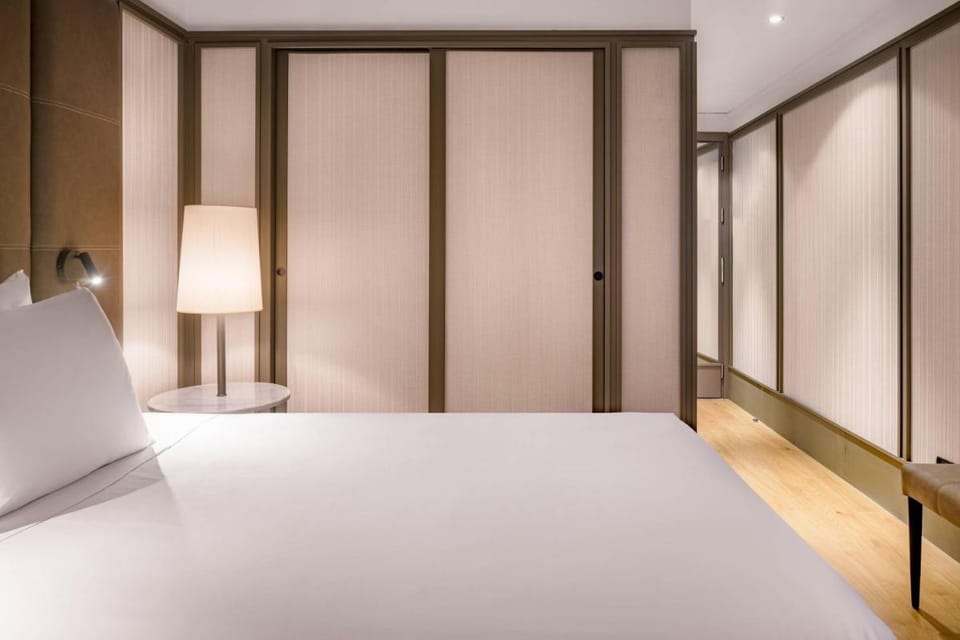 AC Hotel by Marriott Avenida de America Hotel in Madrid