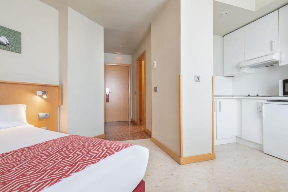 Aparthotel Exe Campus San Mamés Hotel in León