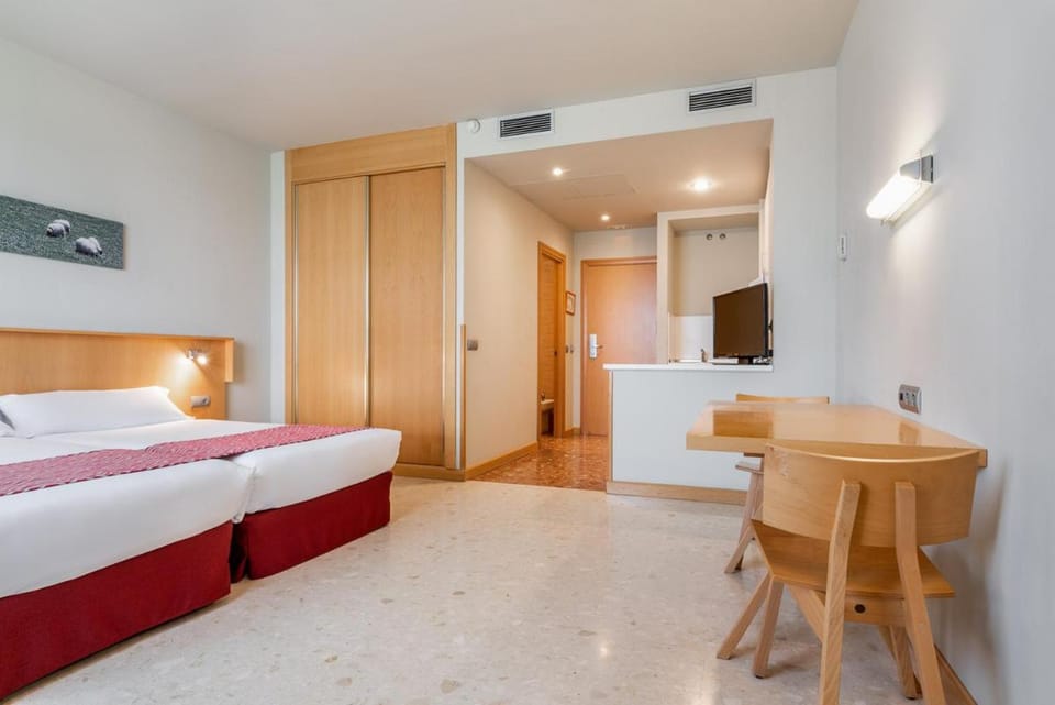 Aparthotel Exe Campus San Mamés Hotel in León