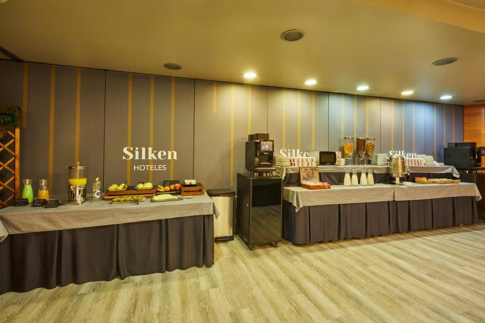 Silken Monumental Naranco Hotel in Oviedo