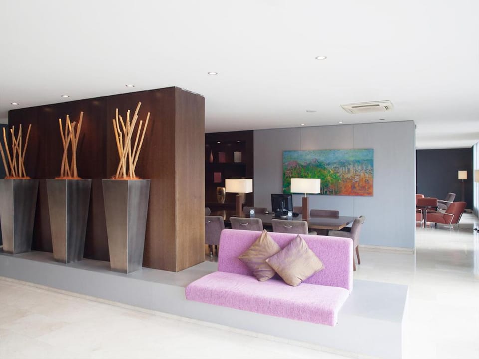 Hotel Ciutat Martorell Hotel in Vallès Occidental