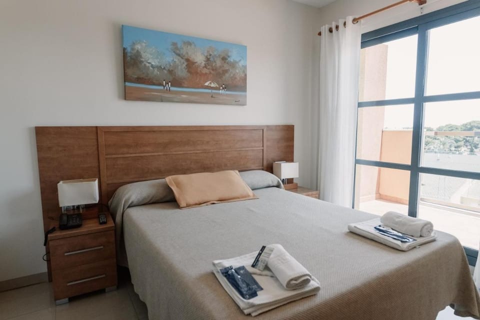 Aparthotel Bahía Apartment hotel in San Pedro del Pinatar