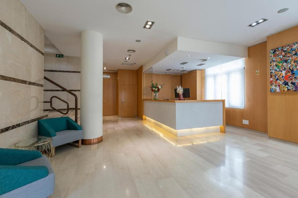 Hotel Porcel Torre Garden Hotel in Madrid