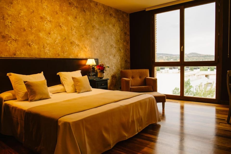 Hotel-Bodega La Casa del Cofrade Hotel in La Rioja
