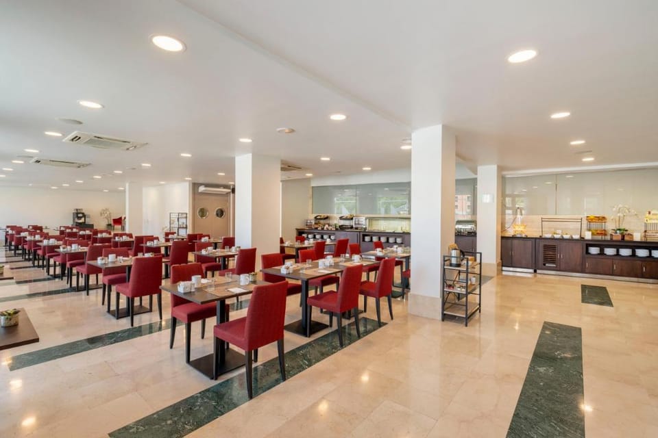 Eurostars Plaza Acueducto Hotel in Segovia