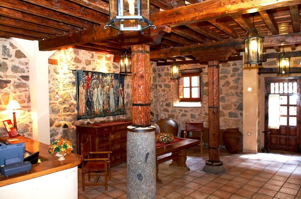 Hotel Las Cancelas Hotel in Ávila‎