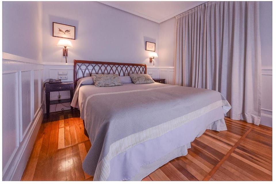 Hotel Alcazar Irun - Centro Ciudad Hotel in Irun