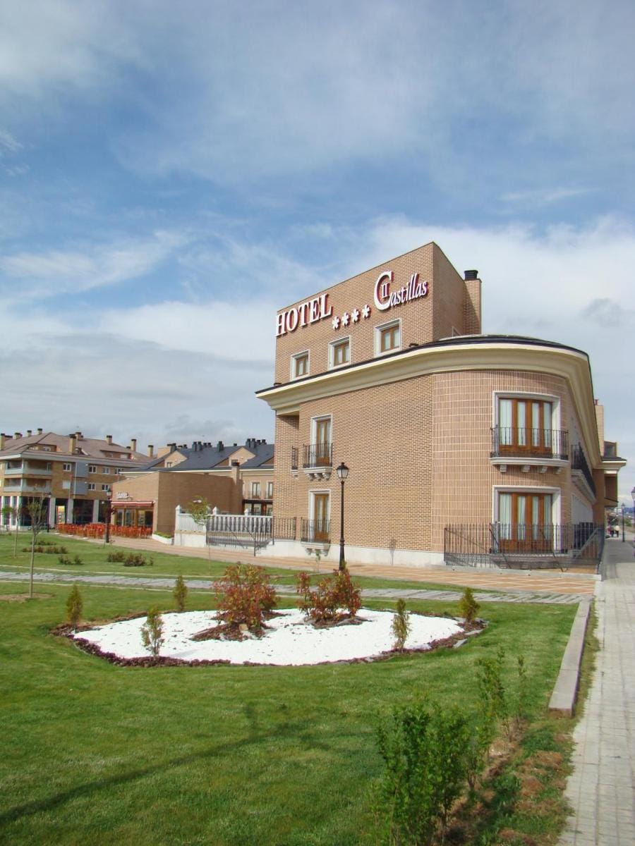 Hotel II Castillas Ávila Hotel in Ávila‎