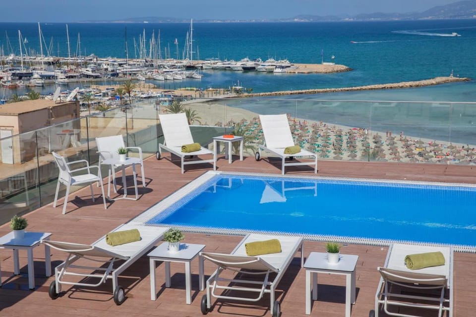 Whala!Beach Hotel in S'Arenal