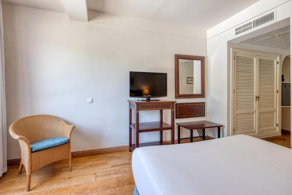 AZZ Guadacorte Campo de Gibraltar Hotel in Andalusia