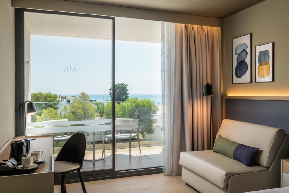 Estival Maramar Hotel in Baix Penedès