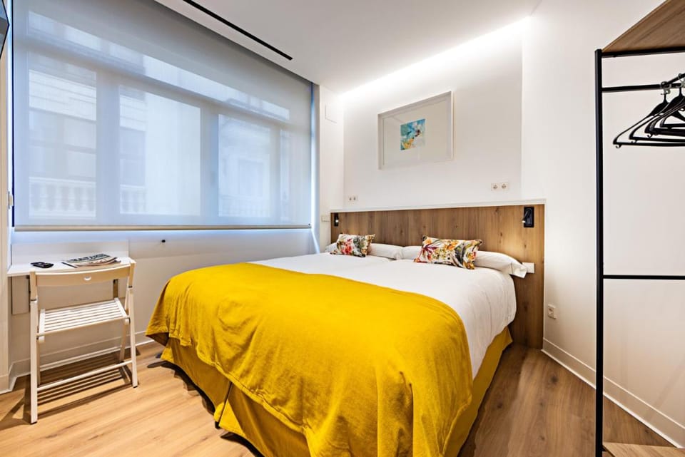 Hostal Paris Bed and Breakfast in Valladolid