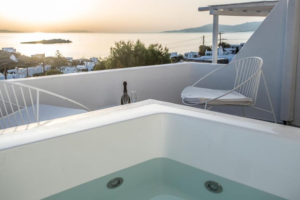 Ostraco Suites Hotel in Mykonos