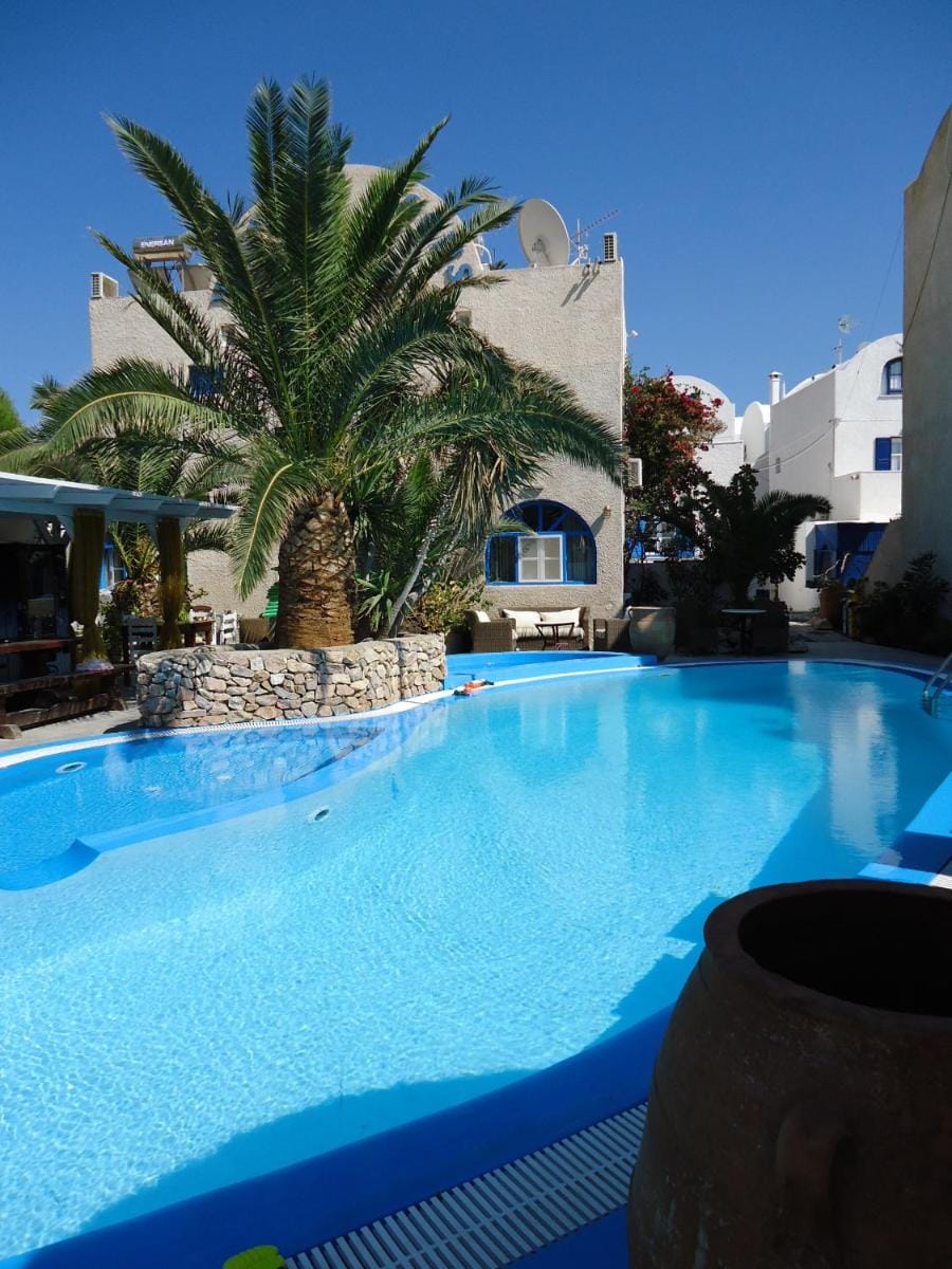 The Best Apartment hotel in Perissa