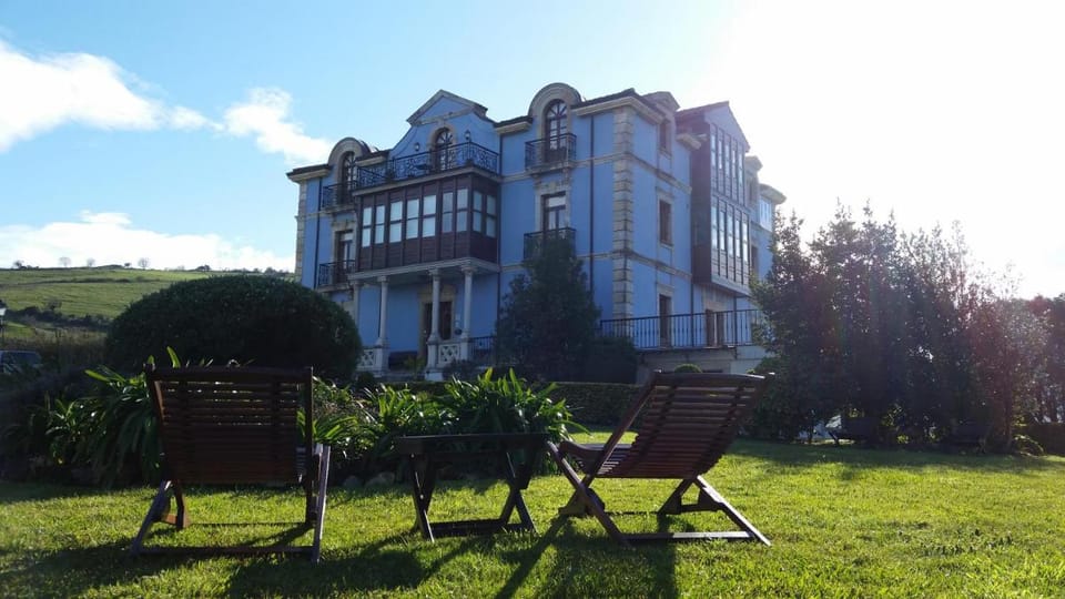 Quinta de Villanueva Hotel in Cantabria