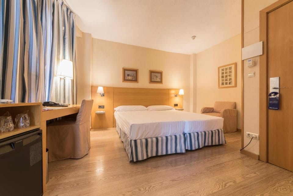 Infanta Mercedes Hotel in Madrid