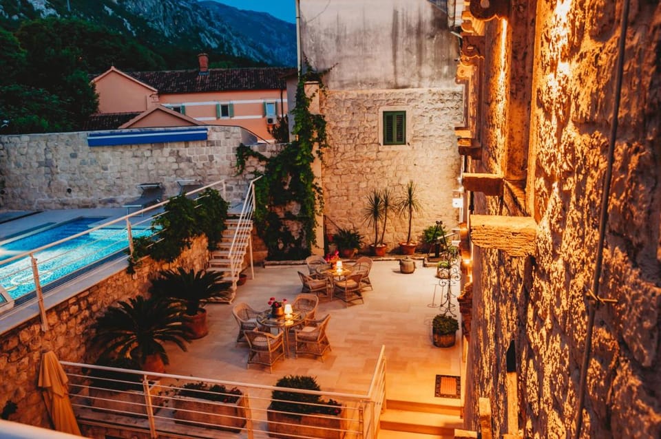 Palazzo Radomiri Heritage Boutique Hotel Hotel in Dobrota