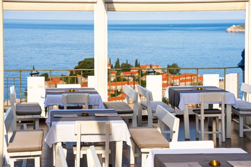 Hotel Adrović Hotel in Sveti Stefan